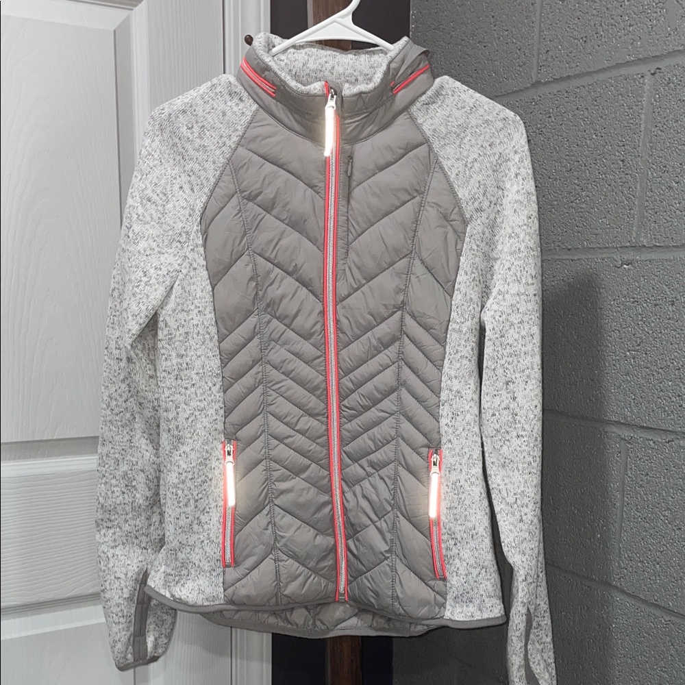 Xersion Women's Gray and Pink Ski Jacket